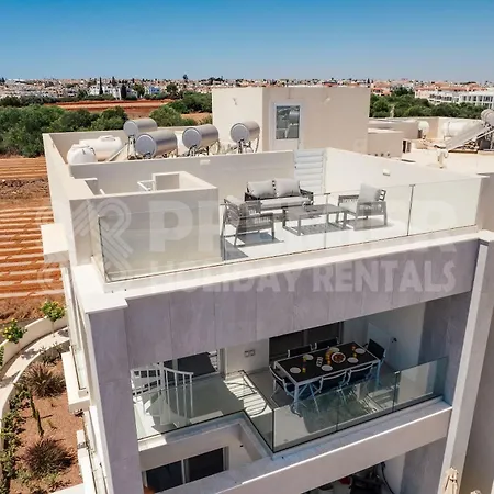 Angelica Apartment *